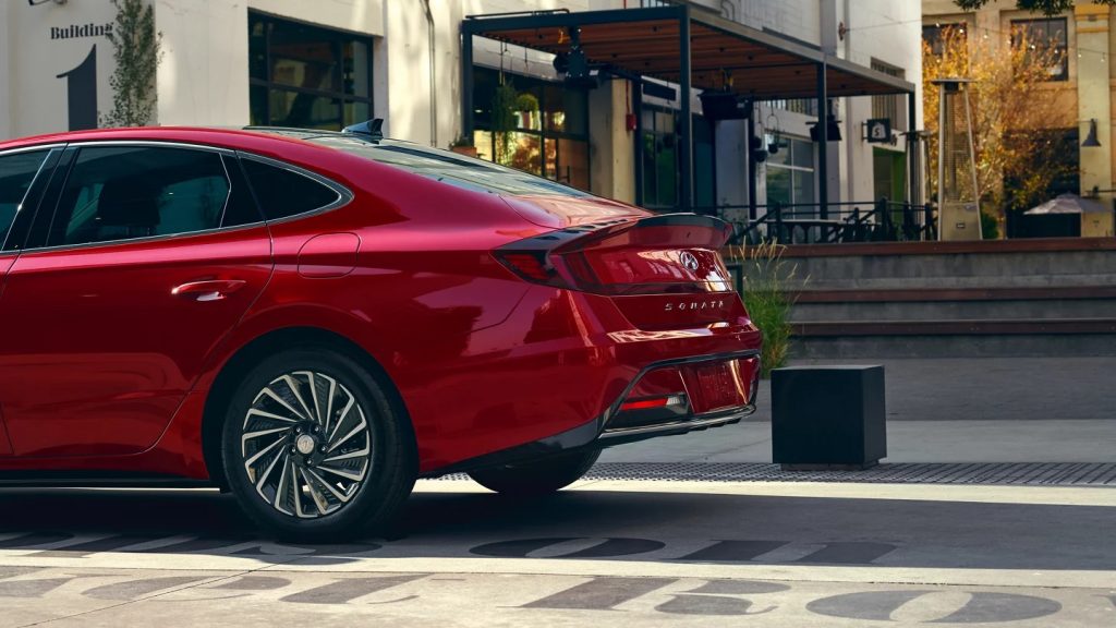 2023 SONATA Hybrid in red